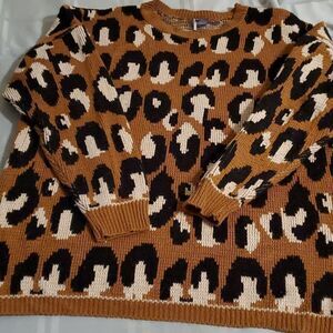Sparkle & Fade Animal print  sweater use M